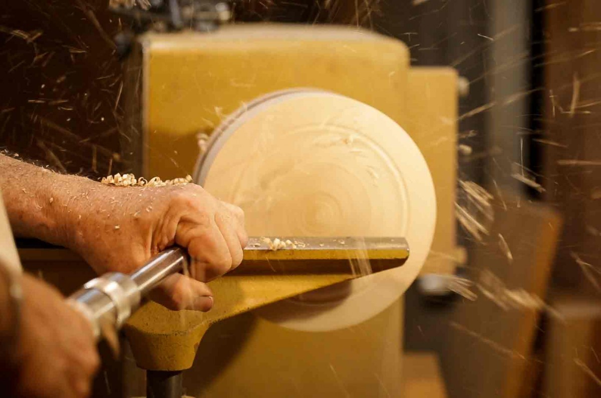 Eddie Hamrick, master woodworker in Hickory, North Carolina, carves out the bottom of a
soon-to-be salad bowl for a 5-star restaurant in New York.
“I have a real gift and that you could tear a page out of a magazine, show me what you want me
to make and I can close my eyes and I can see it and turn it around in my head and then I get
the dimensions in my head and then I build it,” Hamrick said.